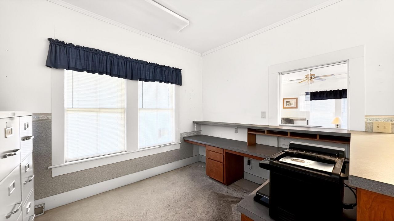 219 W Main Street Photo 19