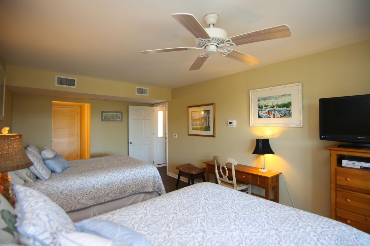 2927 Atrium Villa Drive Photo 10