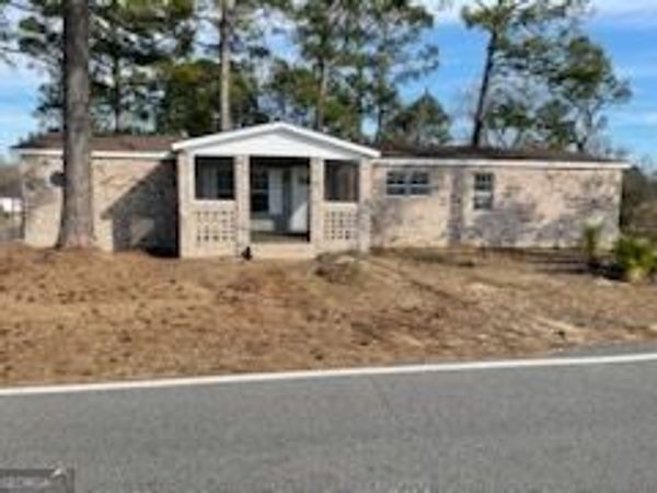 306 Dennard Street, Unadilla, GA 31091