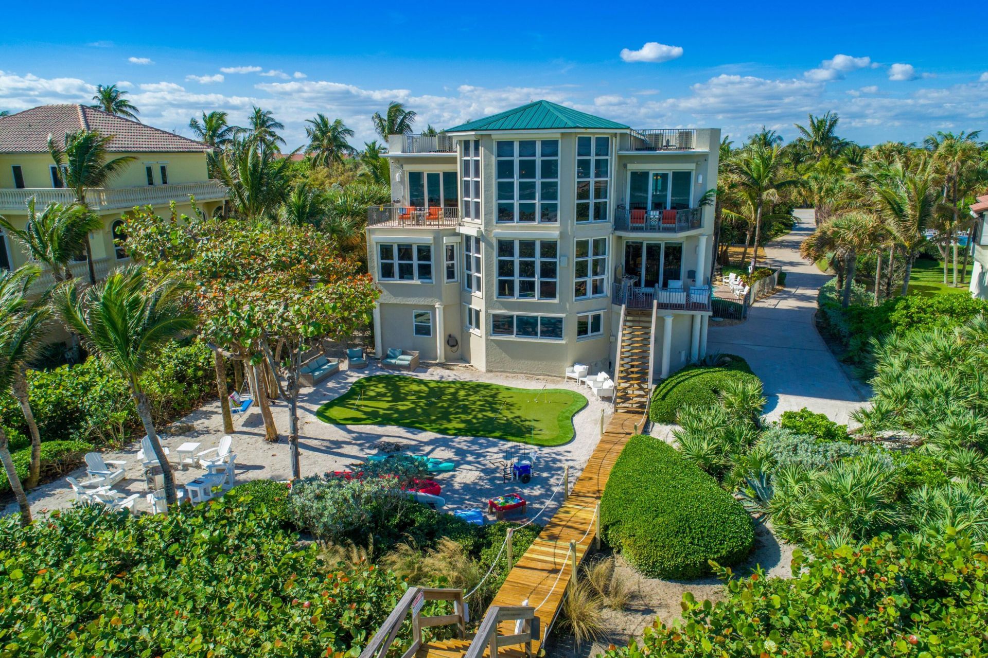 4643 NE Ocean Boulevard, Jensen Beach, FL 34957 Photo