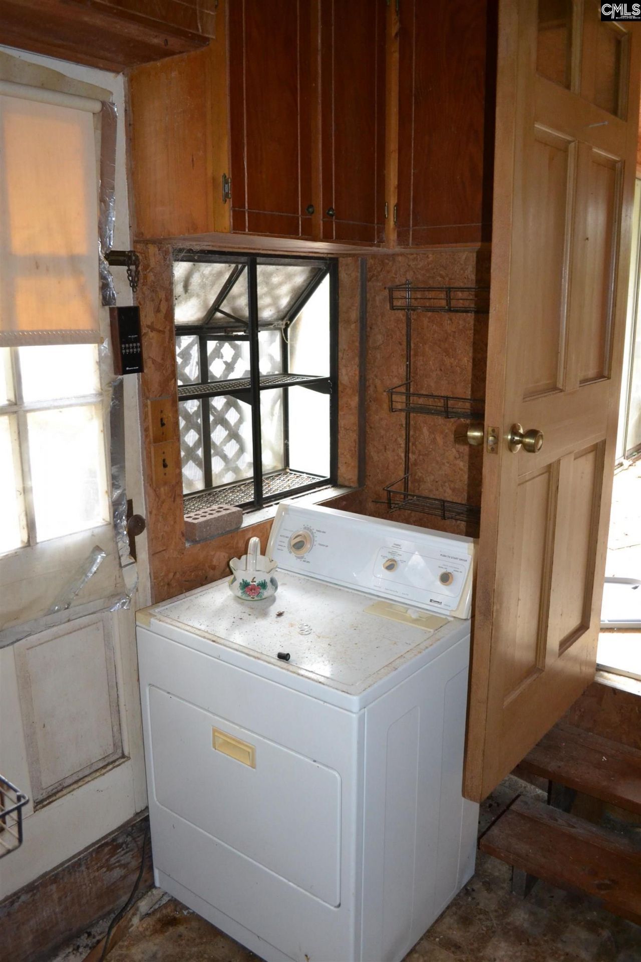 56 Ward Road  Photo 12