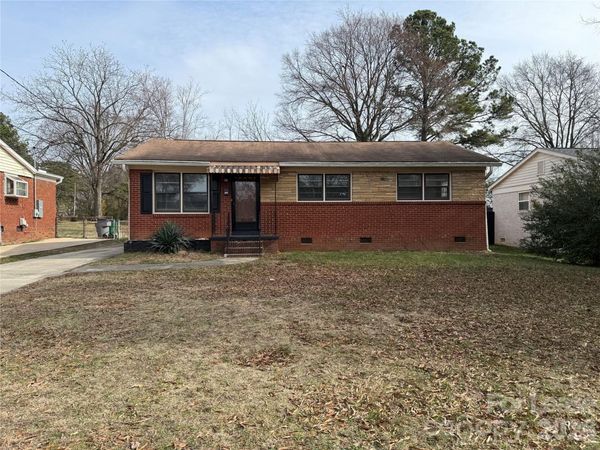 1422 Orvis Street, Charlotte, NC 28216