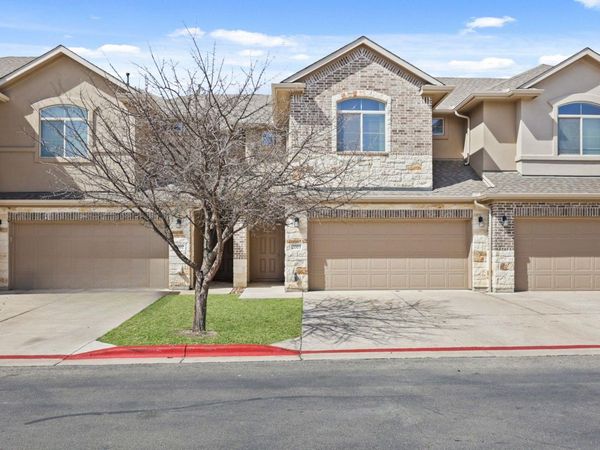 2880 Donnell DR, Unit 2003, Round Rock, TX 78664