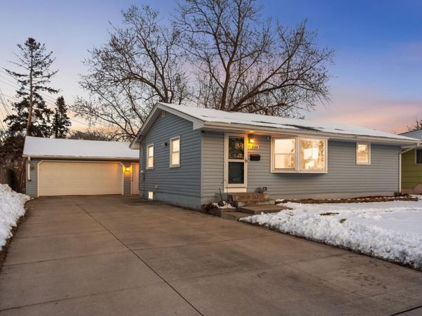 5558 Vera Cruz Avenue N, Crystal, MN 55429