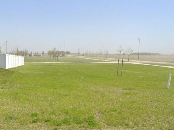 2310 44th Street S, Moorhead, MN 56560