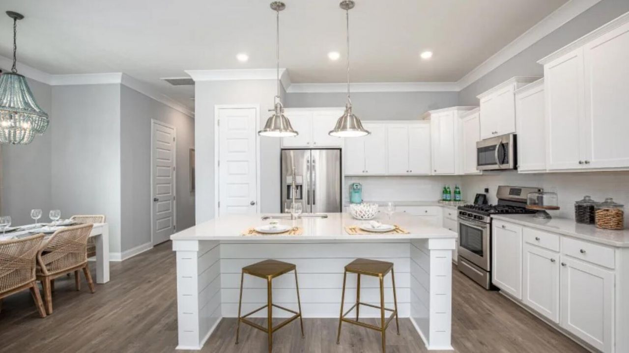 256 Maritime Way Photo 2