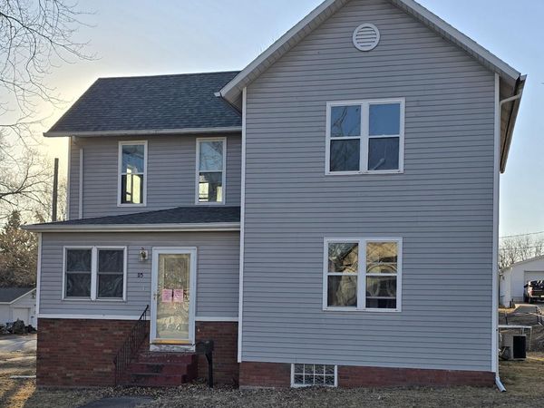 115 GILBERT ST, Muscatine, IA 52761