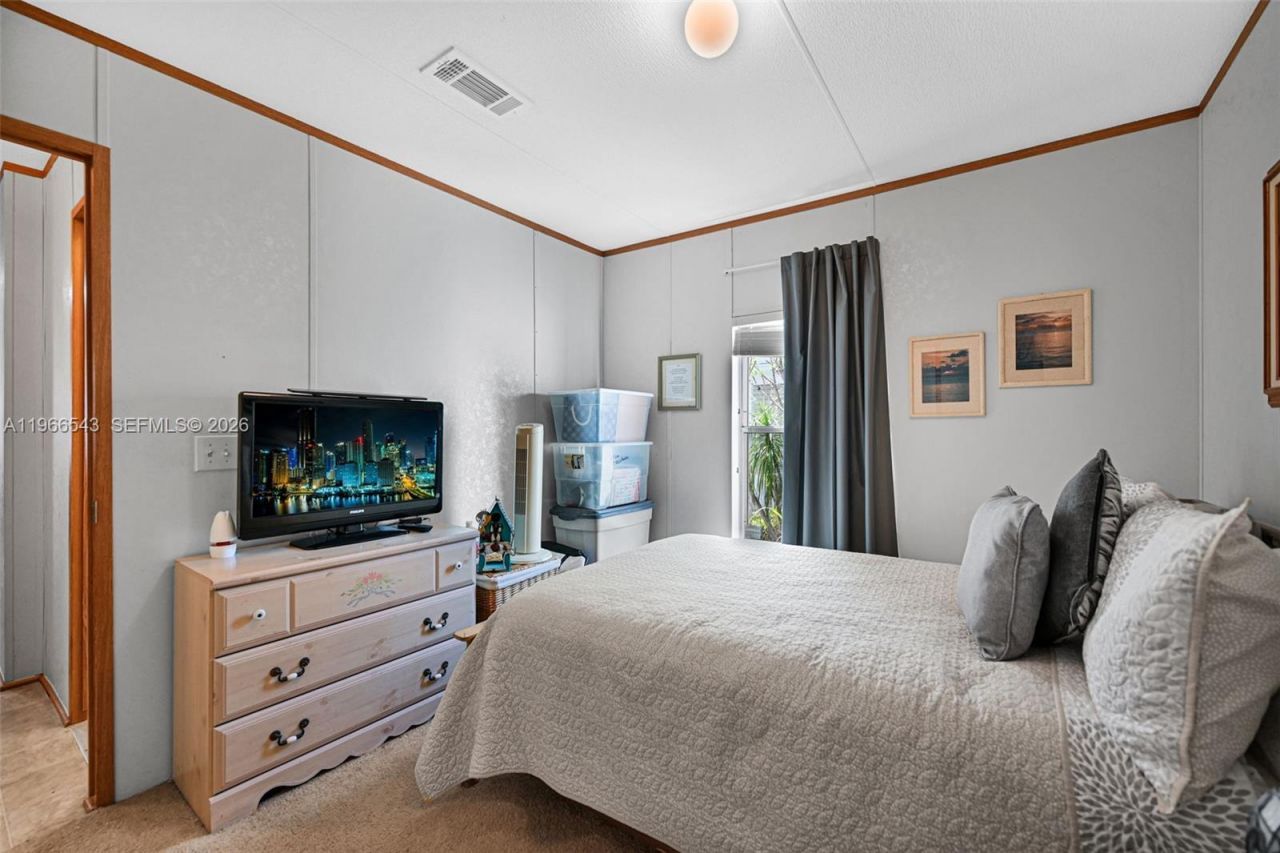 8701 SW 17th Ct , Davie, FL 33324 Photo