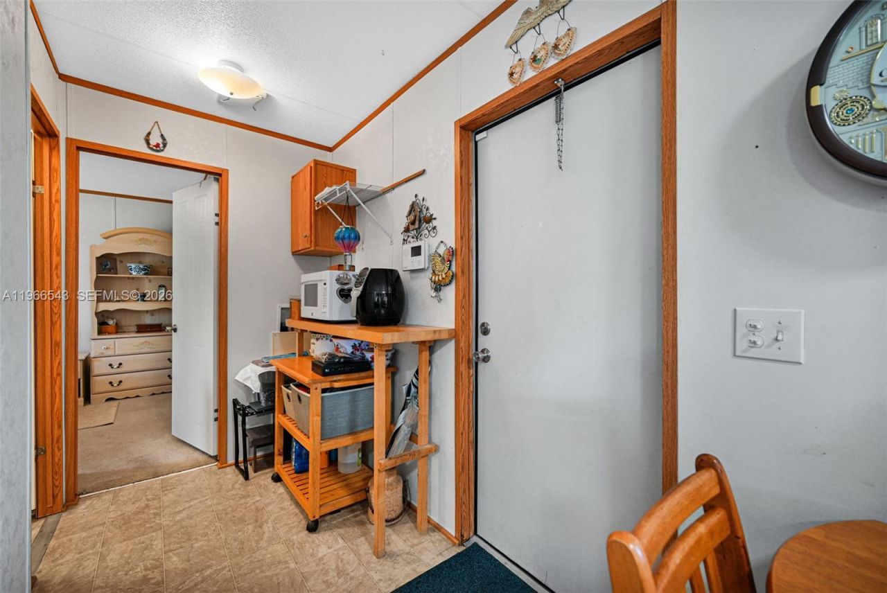 8701 SW 17th Ct , Davie, FL 33324 Photo