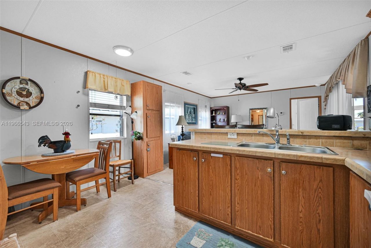 8701 SW 17th Ct , Davie, FL 33324 Photo