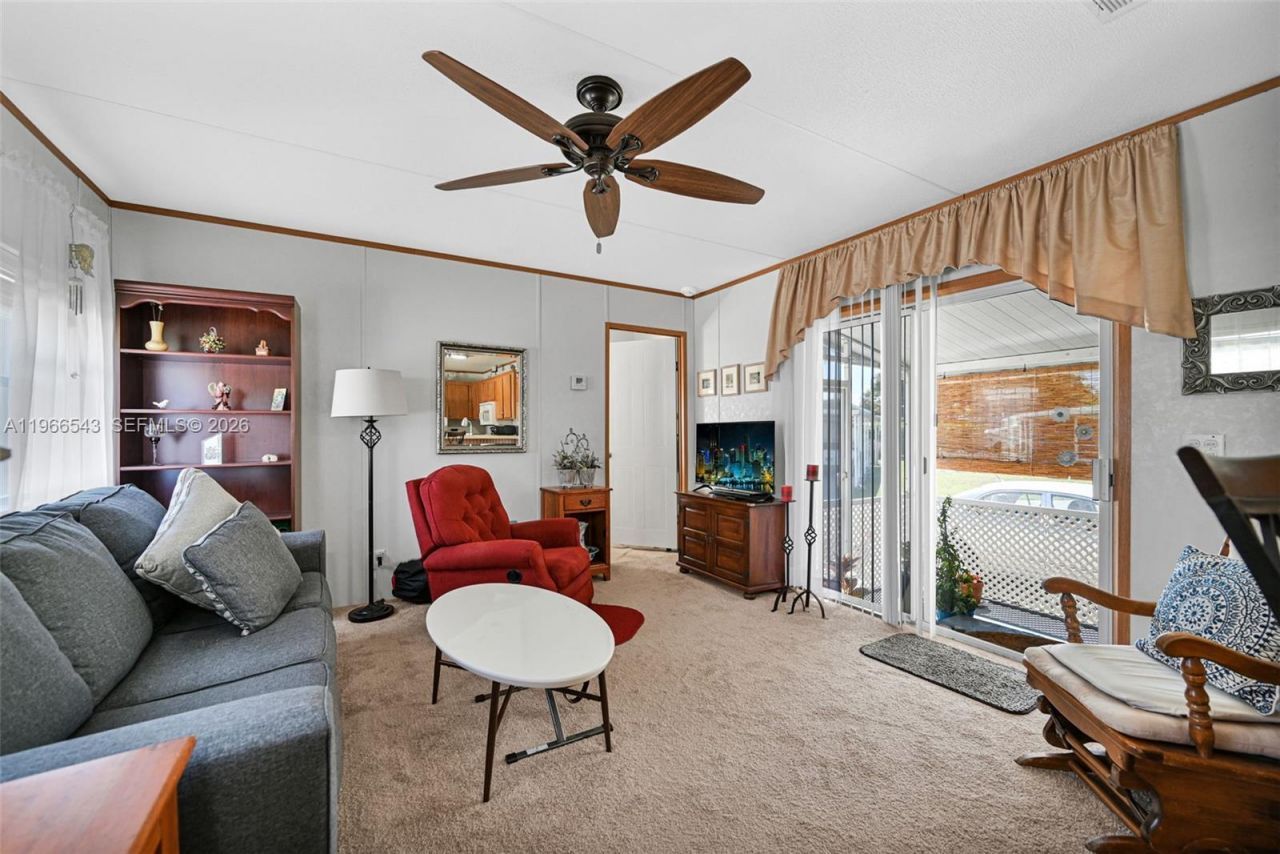 8701 SW 17th Ct , Davie, FL 33324 Photo