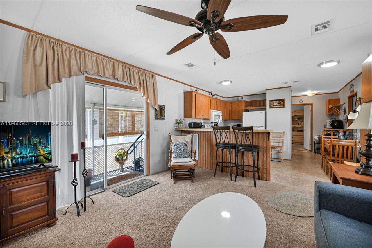 8701 SW 17th Ct , Davie, FL 33324 Photo