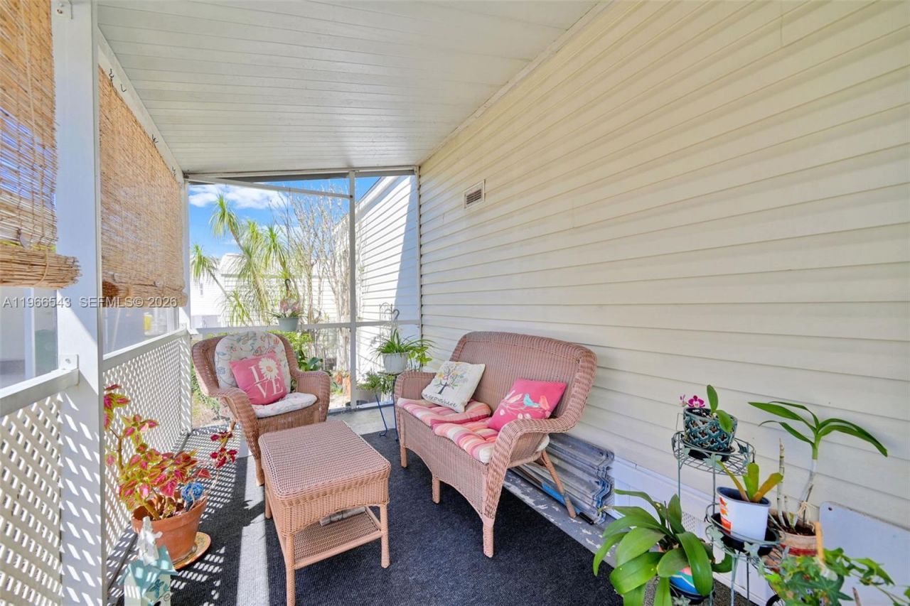 8701 SW 17th Ct , Davie, FL 33324 Photo