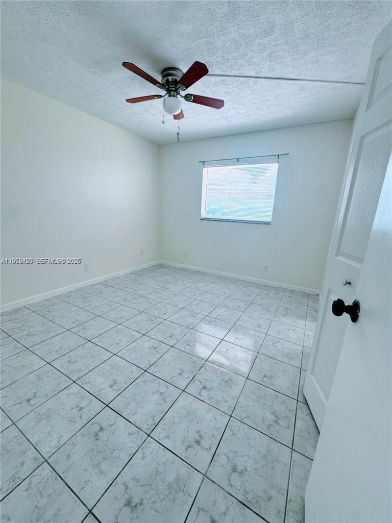 8000 Lagos De Campo Blvd , Unit A-105, Tamarac, FL 33321 Photo