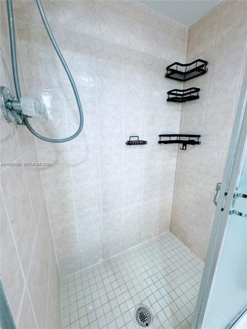 8000 Lagos De Campo Blvd , Unit A-105, Tamarac, FL 33321 Photo