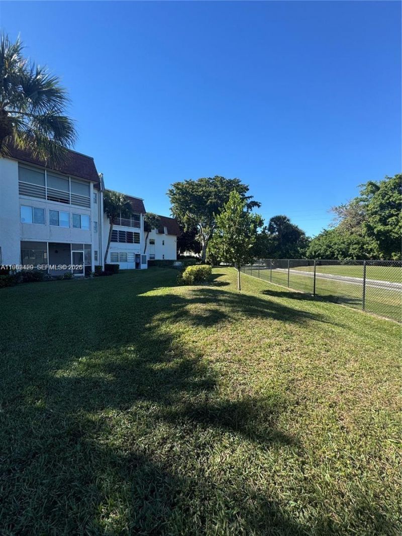 8000 Lagos De Campo Blvd , Unit A-105, Tamarac, FL 33321 Photo