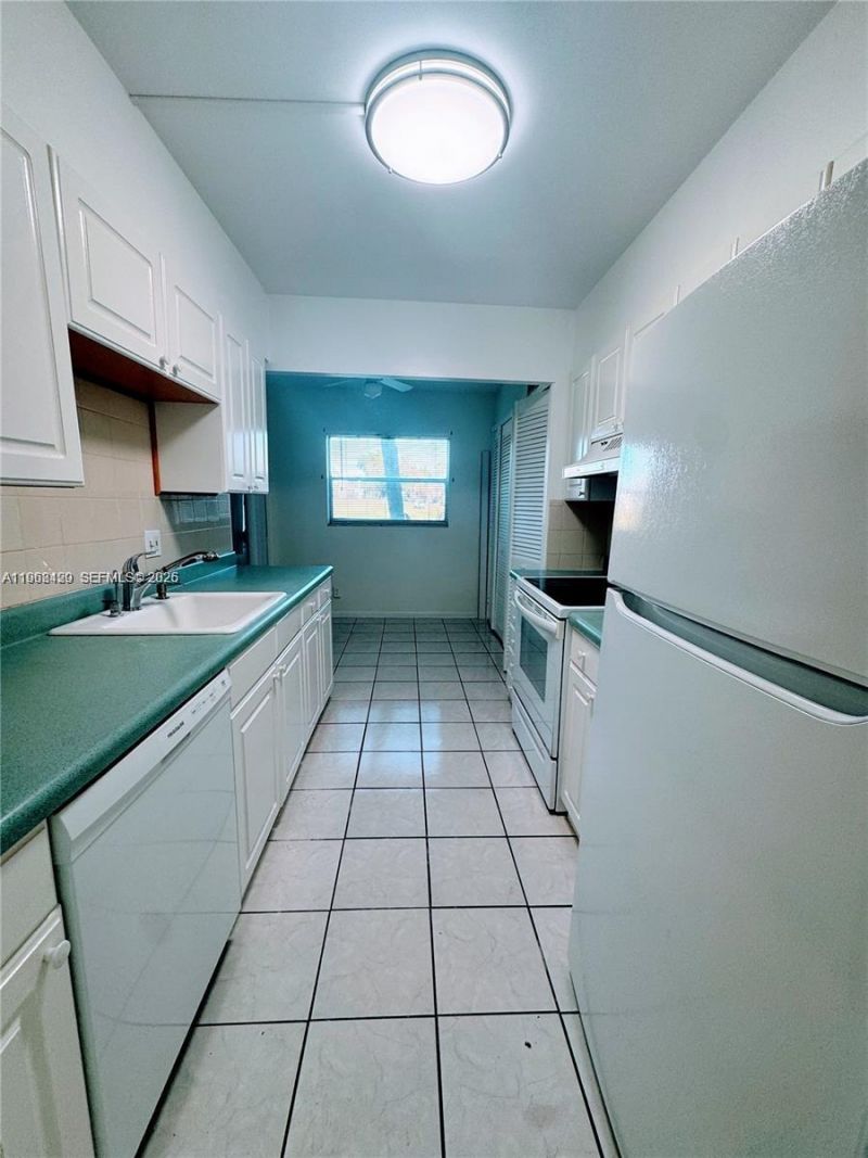 8000 Lagos De Campo Blvd , Unit A-105, Tamarac, FL 33321 Photo