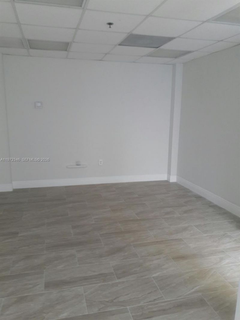 10601 NW 122nd St, Unit 15, Medley, FL 33178 Photo