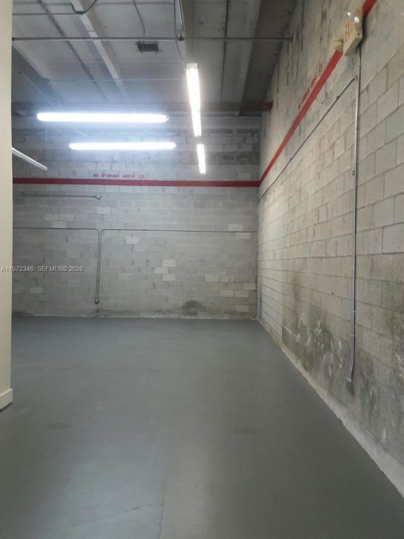 10601 NW 122nd St, Unit 15, Medley, FL 33178 Photo