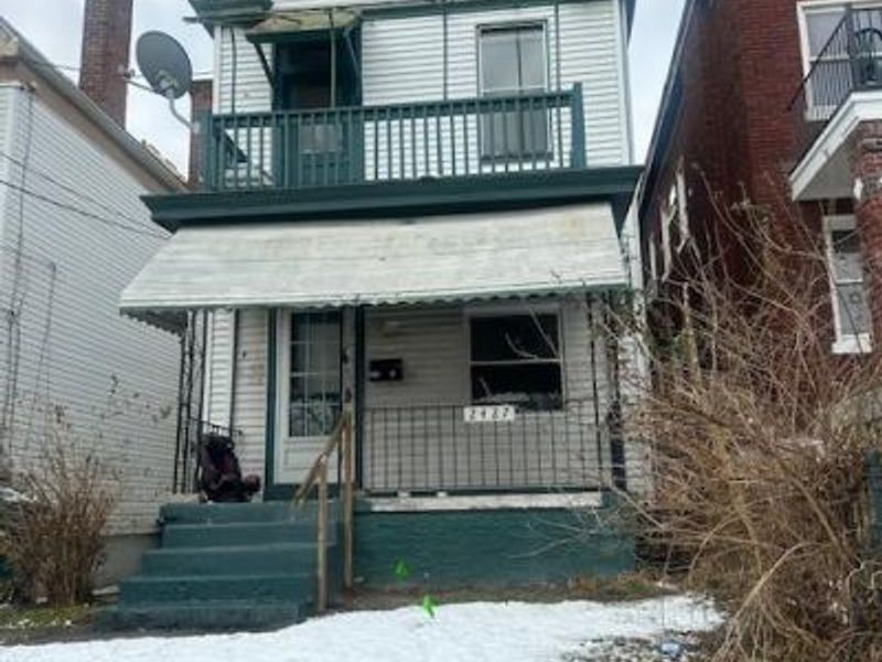 2427 Dover Street, Cincinnati, OH 45206 Photo 1
