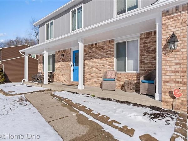 1763 Henbert Road, West Bloomfield Twp, MI 48324