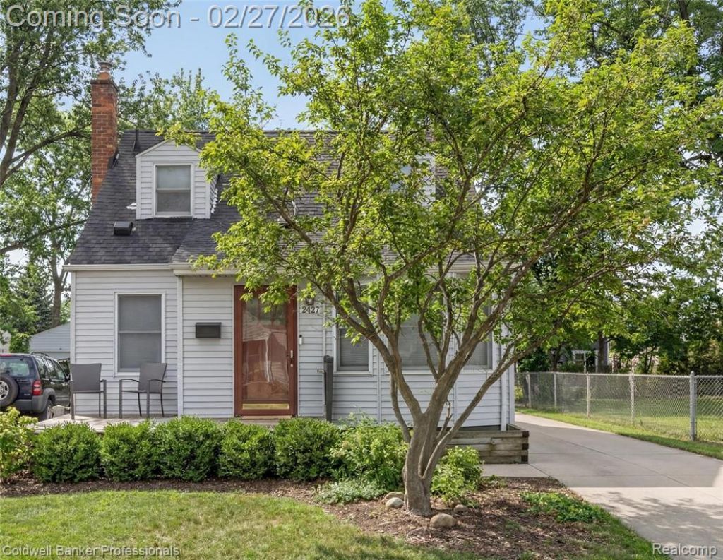 2427 Harvard Road, Berkley, MI 48072 Main Photo