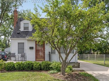 2427 Harvard Road, Berkley, MI 48072