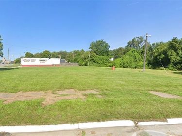 2733 S Schaefer Highway , Detroit, MI 48217