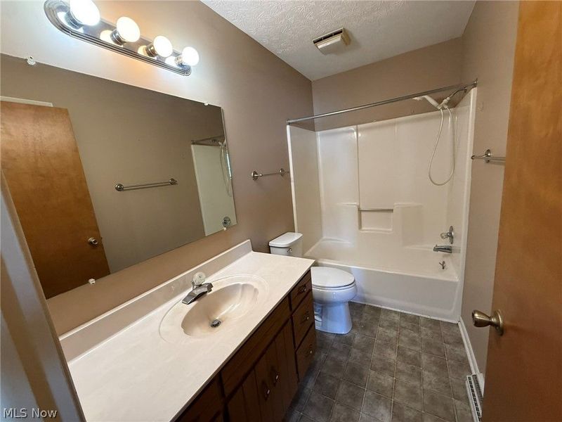 604 Harger Street, Dover, OH 44622 Photo 17