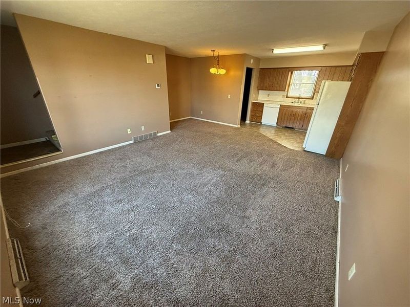 604 Harger Street, Dover, OH 44622 Photo 4