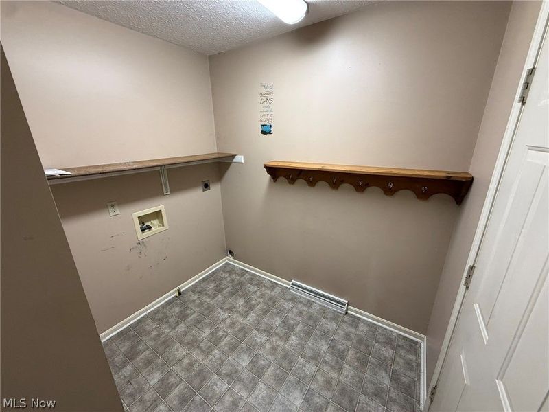 604 Harger Street, Dover, OH 44622 Photo 8