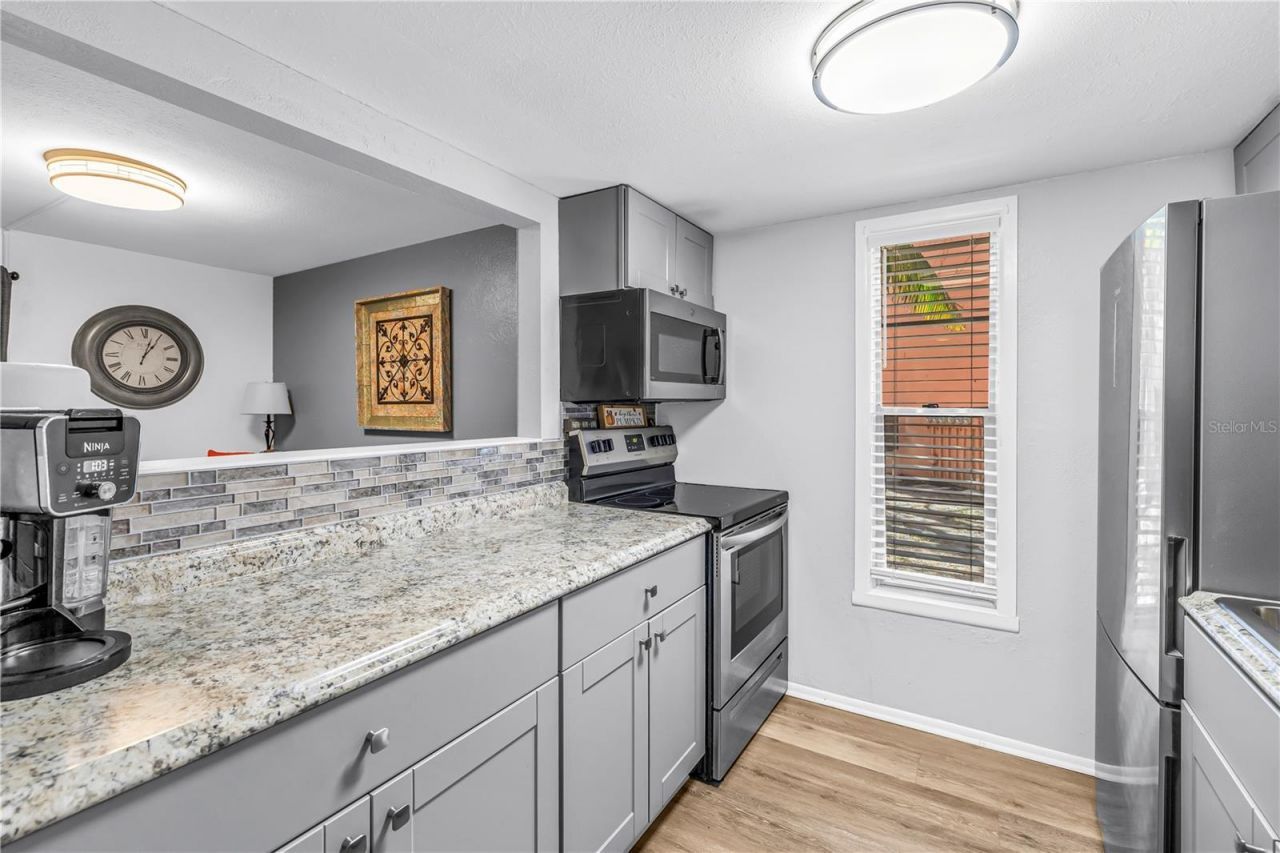 3620 41st Way S, Unit F, Saint Petersburg, FL 33711 Photo