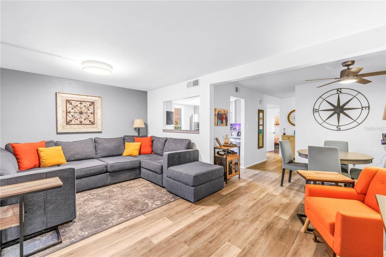 3620 41st Way S, Unit F, Saint Petersburg, FL 33711 Photo