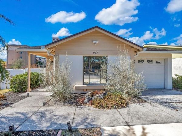 937 BUTTERCUP DRIVE, LAKELAND, FL 33801