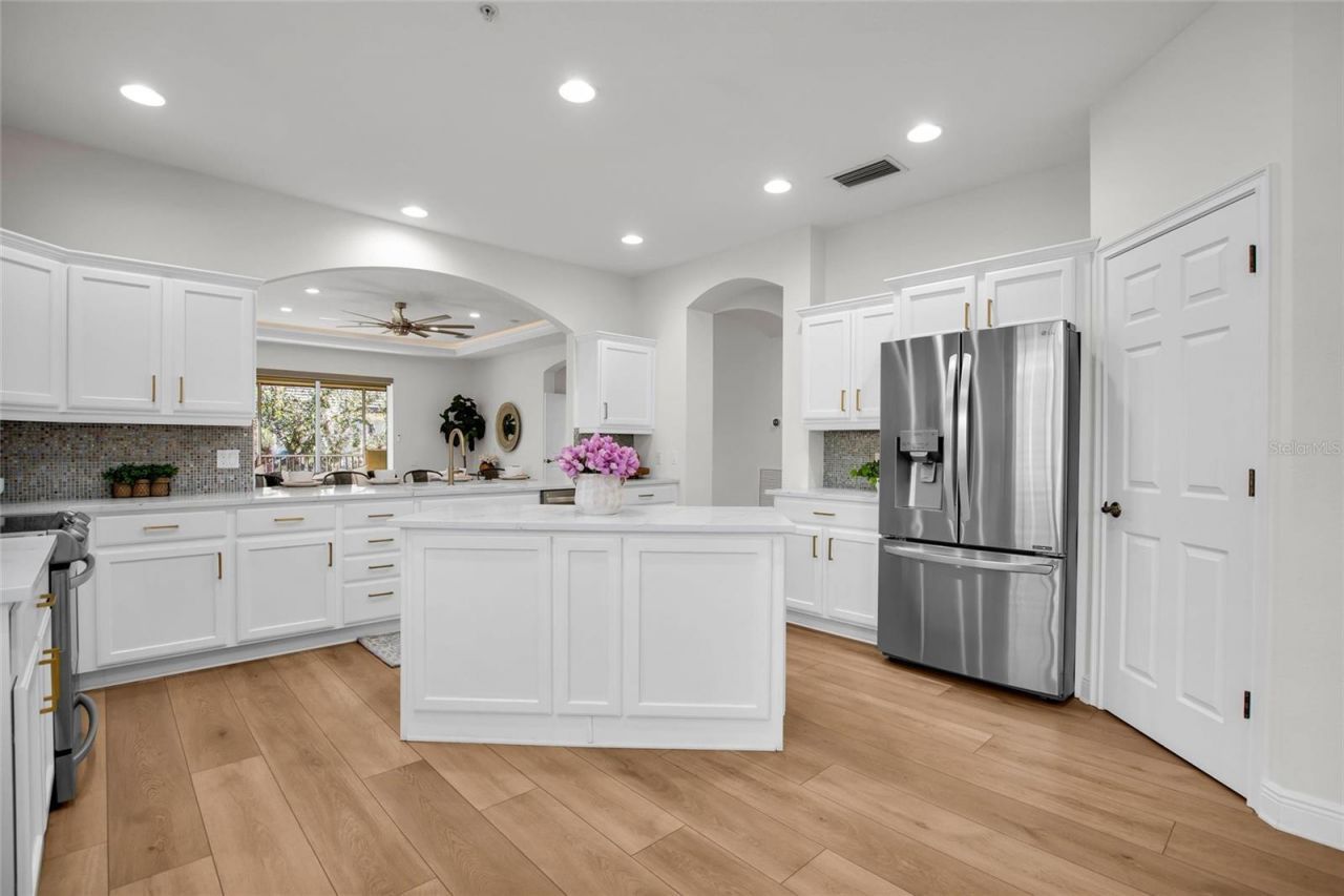 6508 Moorings Point Circle, Unit 201, Lakewood Ranch, FL 34202 Photo