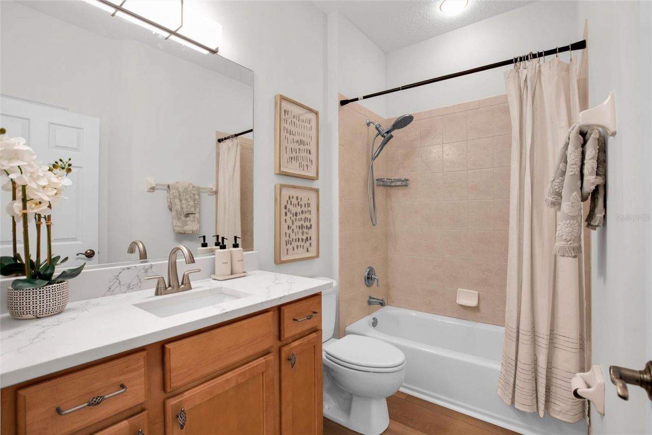 6508 Moorings Point Circle, Unit 201, Lakewood Ranch, FL 34202 Photo