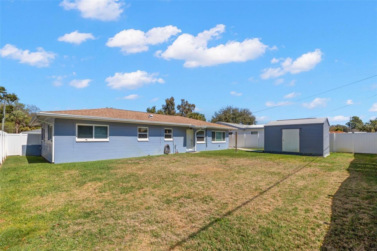 1000 59th Avenue S, Saint Petersburg, FL 33705 Photo