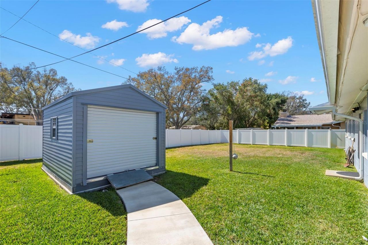 1000 59th Avenue S, Saint Petersburg, FL 33705 Photo