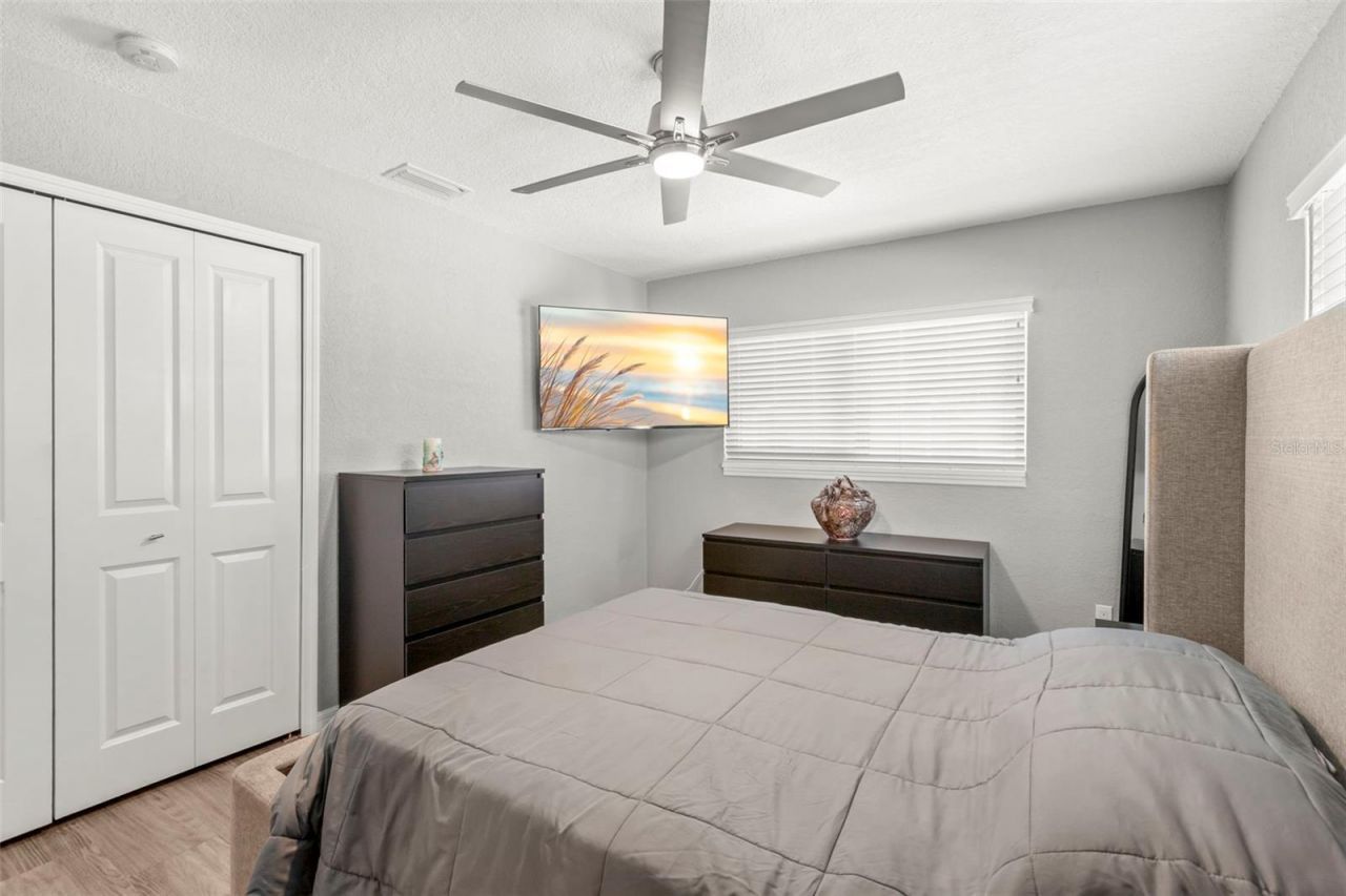 1000 59th Avenue S, Saint Petersburg, FL 33705 Photo