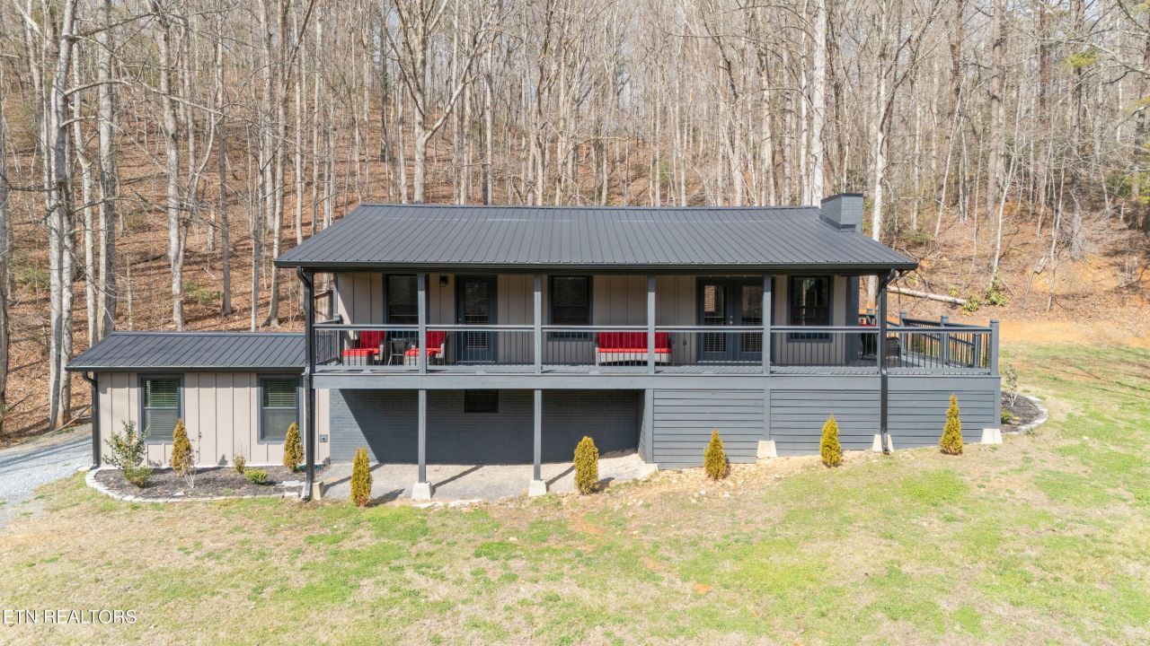2359 Grassy Branch Road, Sevierville, TN 37876 Main Photo