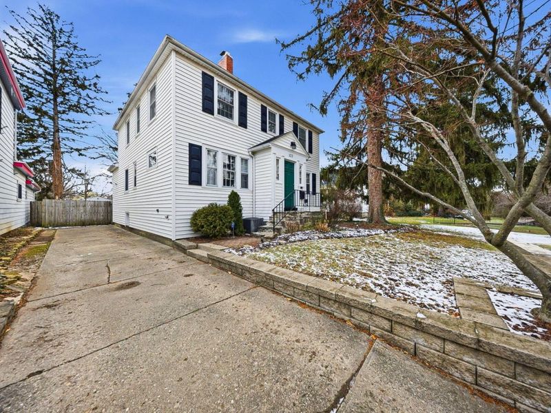 123 W Como Avenue, Columbus, OH 43202 Photo 2