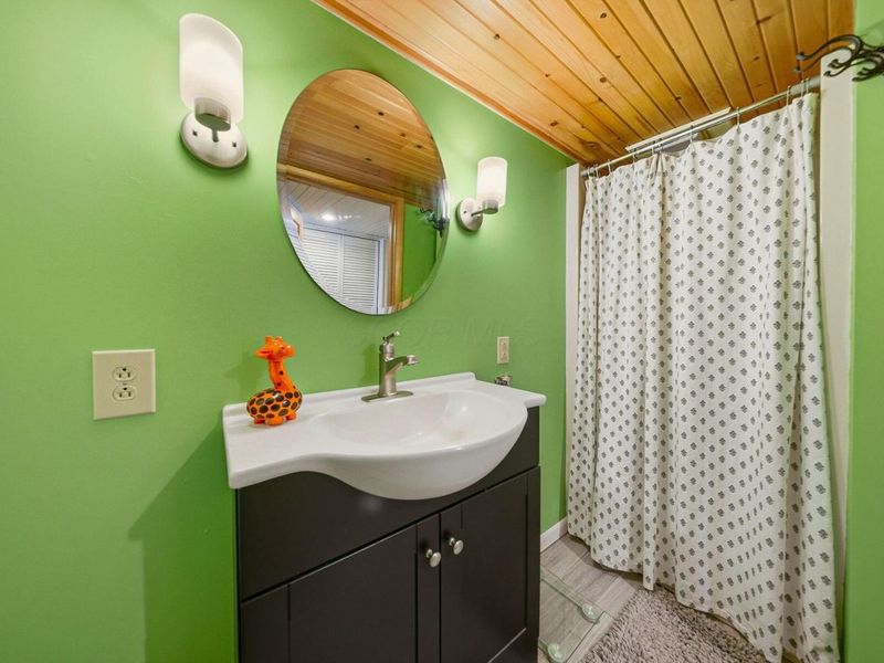 123 W Como Avenue, Columbus, OH 43202 Photo 48