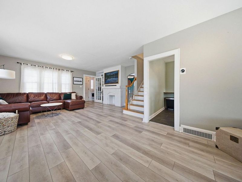 123 W Como Avenue, Columbus, OH 43202 Photo 9