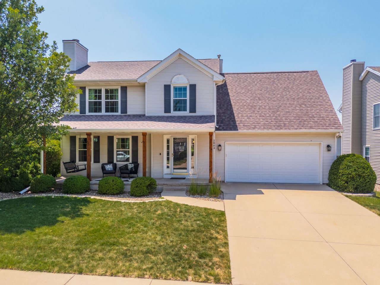 2804 Longmeadow Lane, Bloomington, IL 61704 Main Photo