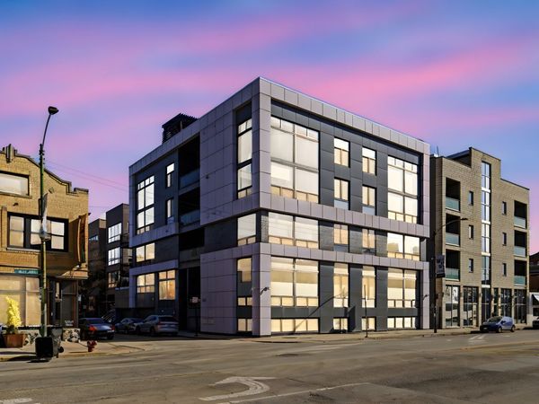 1555 W Fry Street, Unit 203, Chicago, IL 60642