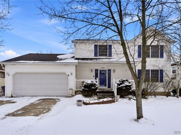 2208 Katherine Drive, Niagara Falls, NY 14304