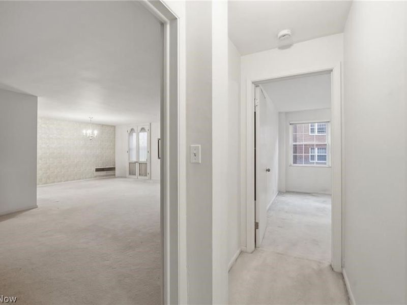 18975 Van Aken Boulevard, Unit 201, Shaker Heights, OH 44122 Photo 16