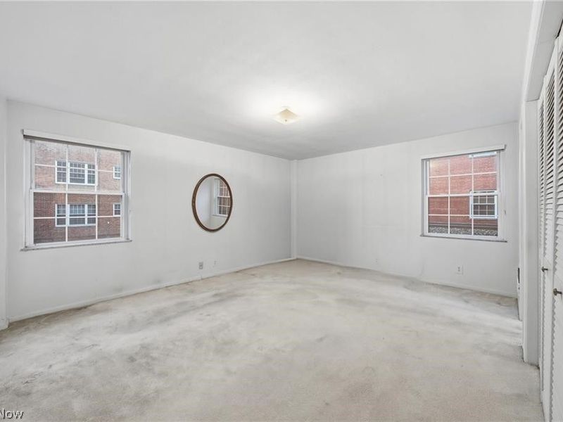 18975 Van Aken Boulevard, Unit 201, Shaker Heights, OH 44122 Photo 18