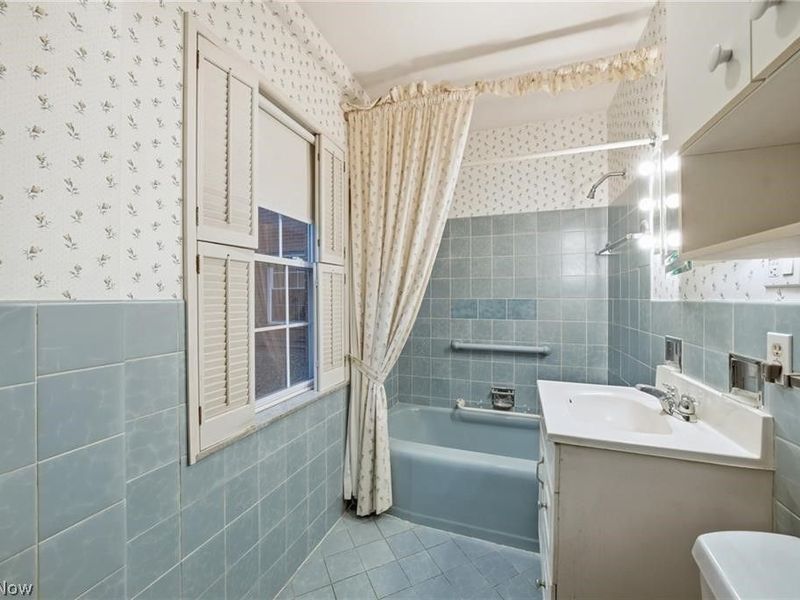 18975 Van Aken Boulevard, Unit 201, Shaker Heights, OH 44122 Photo 22