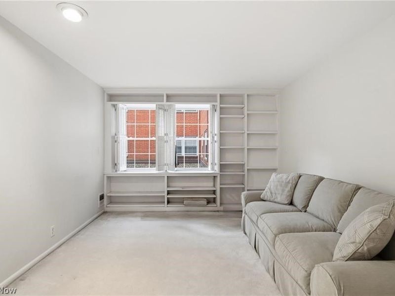 18975 Van Aken Boulevard, Unit 201, Shaker Heights, OH 44122 Photo 25